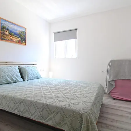 Josip 1649 Apartment *